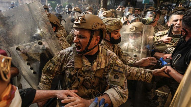 Λίβανος: Ο στρατός απέλασε περισσότερους από 50 Σύρους τις τελευταίες δύο εβδομάδες