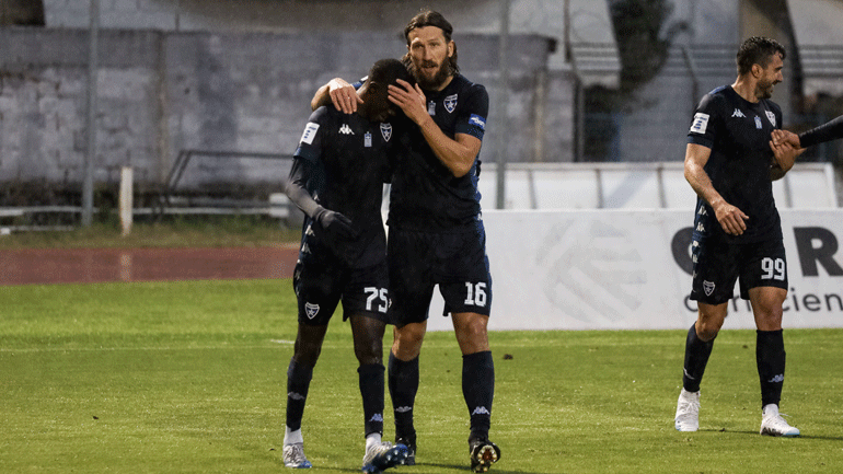 Ο Τσιγκρίνσκι χάρισε «χρυσό» βαθμό στον Ιωνικό, 2-2 στη Λιβαδειά