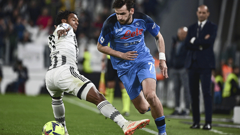 Ιταλία: «Απόδραση» τίτλου της Νάπολι στο «σπίτι» της Γιουβέντους με buzzer-beater του Ρασπαντόρι