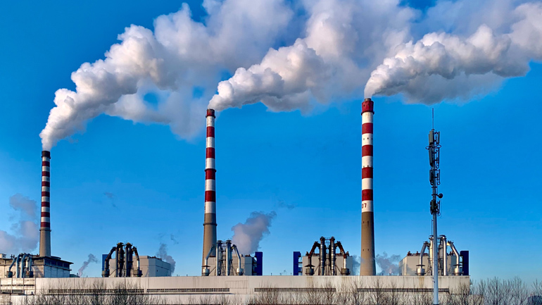 Κίνα: Αυξάνει τα εργοστάσια ηλεκτρικής ενέργειας που λειτουργούν με άνθρακα