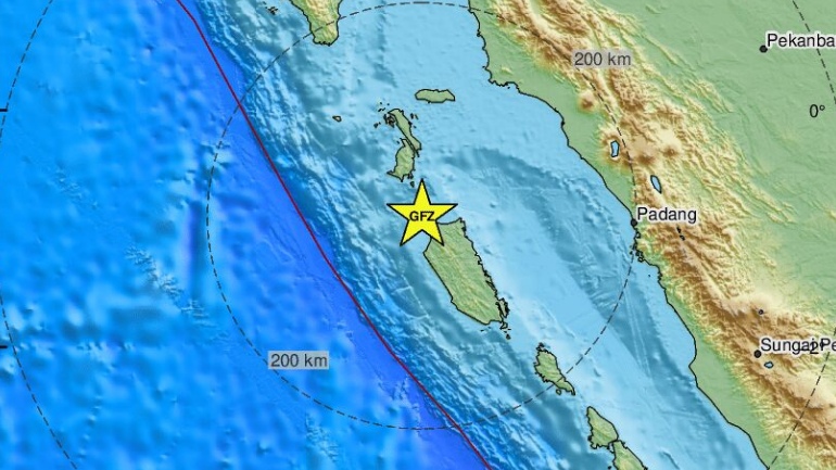 Σεισμός 6,8 Ρίχτερ στην Ινδονησία – Προειδοποίηση για τσουνάμι