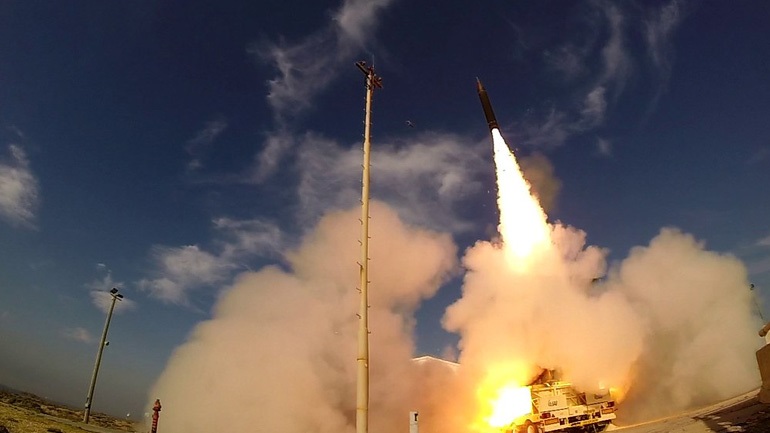 Ισραήλ: Ο στρατός της χώρας έπληξε θέσεις φιλοϊρανικών οργανώσεων στη Συρία