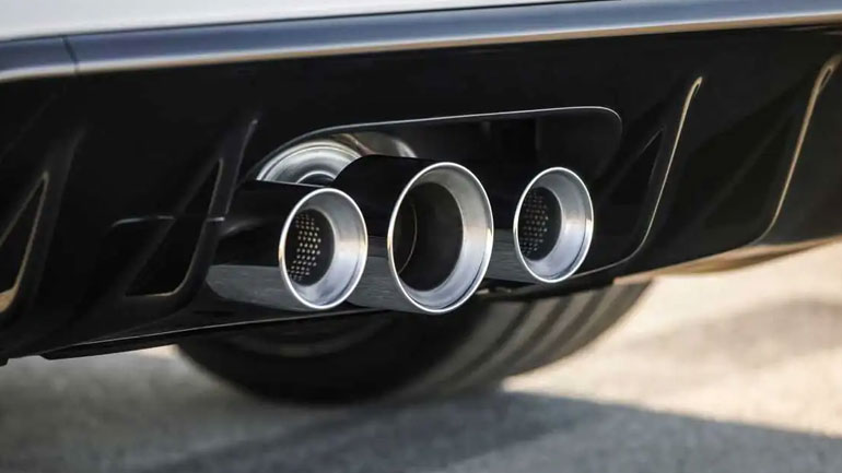 Stellantis: Δοκιμάζει τα e-fuels σε 28 κινητήρες για να μην “περιοριστεί” στην ηλεκτροκίνηση