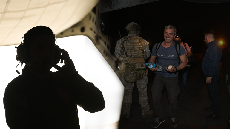 Καρέ-καρέ ο επαναπατρισμός των 17 Ελλήνων από το Τζιμπουτί