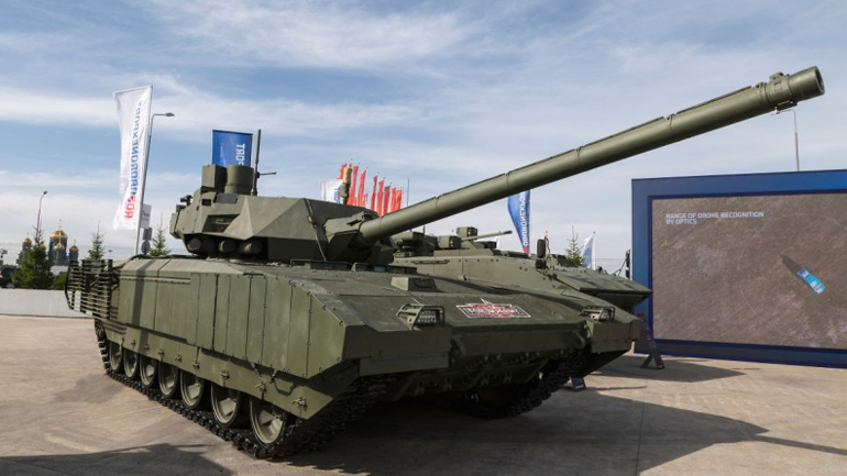 Ο Πούτιν ρίχνει στον πόλεμο με την Ουκρανία τα «αόρατα» T-14 Armata