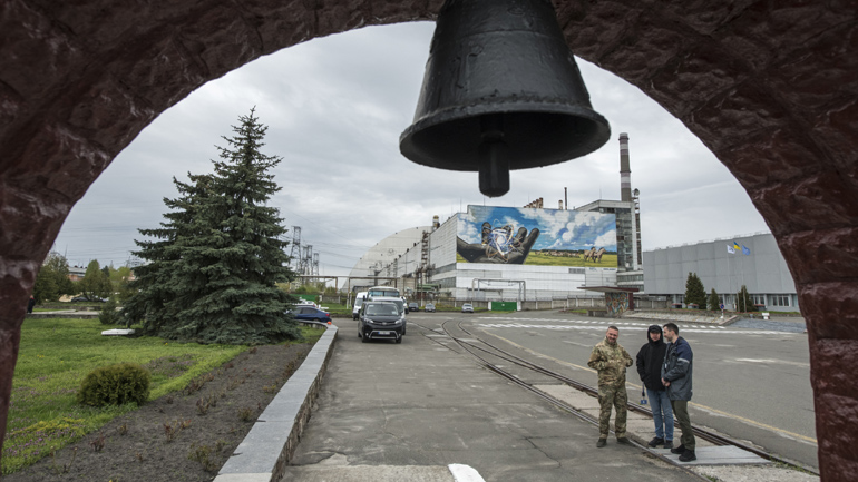 Ουκρανία: Η χώρα τιμά την 37η επέτειο από την καταστροφή του Τσερνόμπιλ και αποκηρύττει τον ρωσικό πυρηνικό “εκβιασμό”