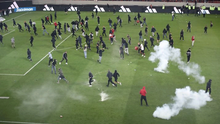 Super League: Κλήθηκε σε απολογία ο Ολυμπιακός, μαζί του άλλες τέσσερις ΠΑΕ