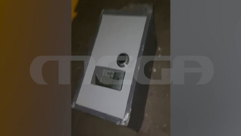 Καλλιθέα: Διαρρήκτες έκλεψαν χρηματοκιβώτιο από κατάστημα και το έσερναν στον δρόμο