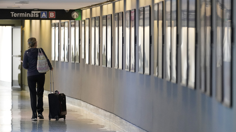 Συνελήφθη 26χρονος στο αεροδρόμιο της Βοστώνης επειδή είχε σε χειραποσκευή αιχμηρό μεταλλικό καλαμάκι Συνελήφθη 26χρονος στο αεροδρόμιο της Βοστώνης επειδή είχε σε χειραποσκευή αιχμηρό μεταλλικό καλαμάκι