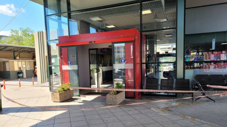 Εκκενώθηκε ο σταθμός του υπεραστικού ΚΤΕΛ Λάρισας μετά από τηλεφώνημα για βόμβα