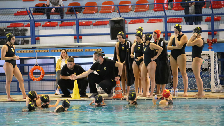 Πόλο γυναικών: «Κλείδωσε» την παραμονή η ΑΕΚ, 13-10 το Ρέθυμνο στα πέναλτι