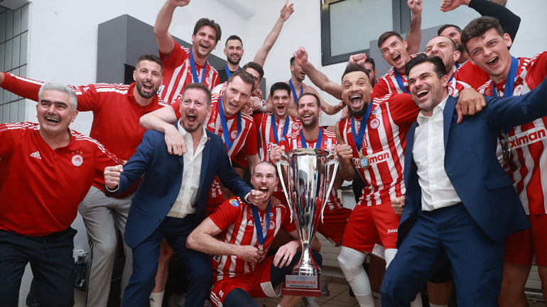 Βόλεϊ: Πανηγύρισε το πρωτάθλημα με επίδειξη ισχύος ο Ολυμπιακός, 3-0 σετ τον ΠΑΟΚ