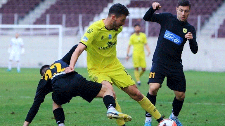 Super League 2: «Κόλλησε» η Αναγέννηση Καρδίτσας, 0-0 με τον Θεσπρωτό