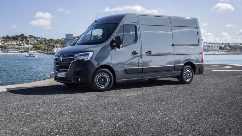 Ετοιμοπαράδοτο το νέο επαγγελματικό Renault Master