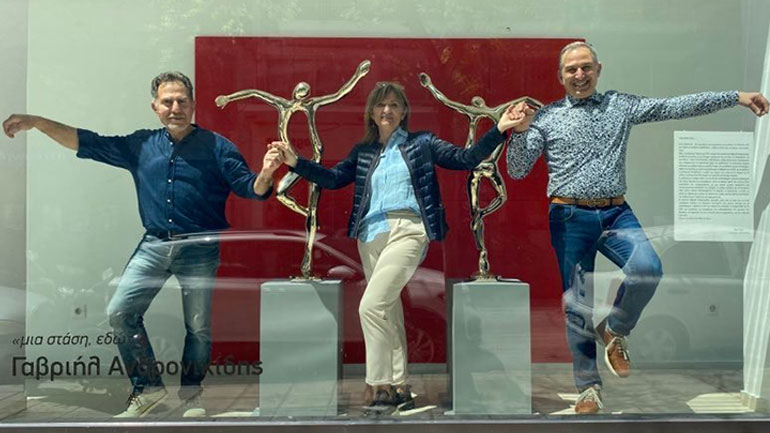 Στάση για …ζεϊμπέκικο στο κέντρο της Θεσσαλονίκης