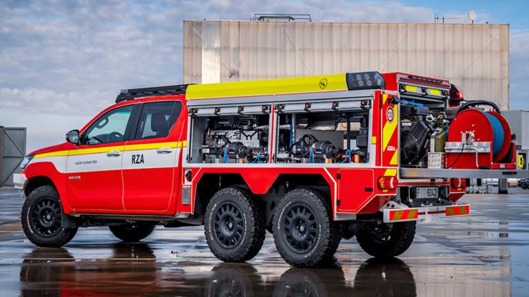 Σύστημα Coldcut Cobra: Ειδική τεχνοτροπία σβήνει τις φωτιές υβριδικών και ηλεκτρικών μοντέλων με μόλις 240 λτ. νερό