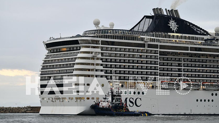 Το κρουαζιερόπλοιο Splendida προσάραξε σε αβαθή στο λιμάνι του Κατάκολου