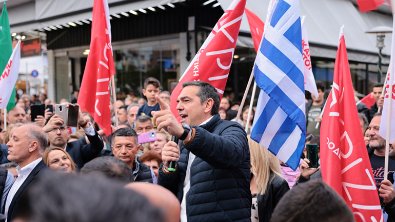 Τσίπρας: Είναι άδικο για τον Σερραϊκό λαό να τον καταστήσει συνένοχο ο Καραμανλής των Τεμπών