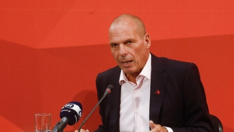 Εξώδικο Γ. Βαρουφάκη κατά απογευματινής εφημερίδας για «δυσφημιστικό δημοσίευμα»