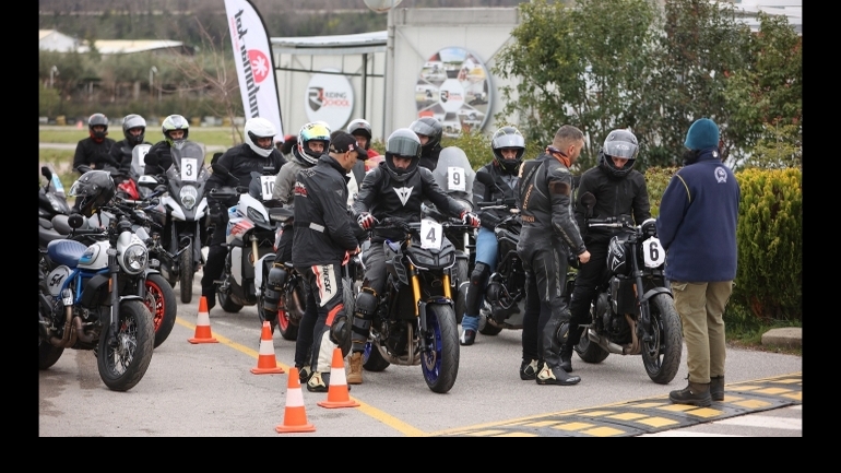 Riding School τον Μάιο – Ποιό είναι το πρόγραμμα