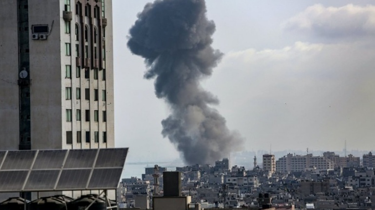 Ο ηγέτης της Χαμάς συνομιλεί με Αίγυπτο και Κατάρ για να τερματιστεί η «επίθεση» του Ισραήλ στη Λωρίδα της Γάζας