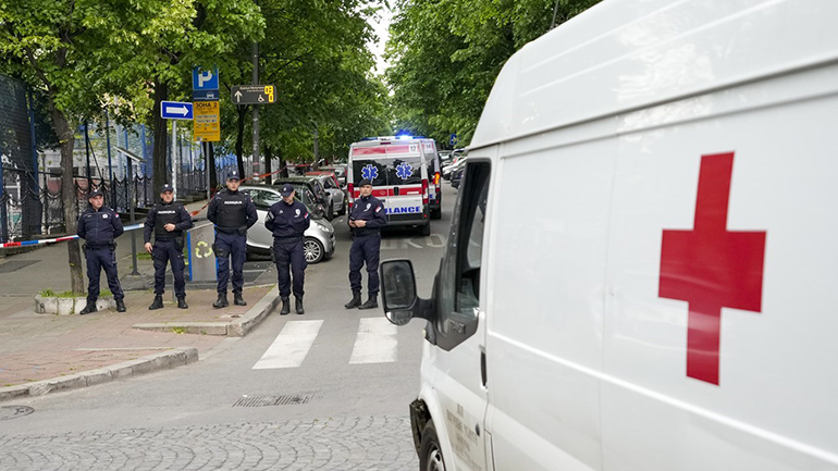 Προσχεδιασμένο ήταν το μακελειό στο δημοτικό σχολείο στο Βελιγράδι Προσχεδιασμένο ήταν το μακελειό στο δημοτικό σχολείο στο Βελιγράδι