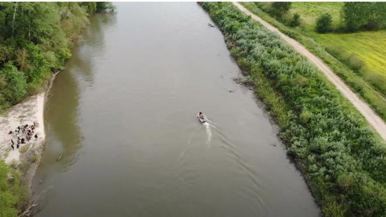 Έβρος: Βίντεο με τη διάσωση των 39 μεταναστών από νησίδα