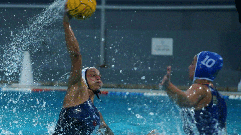 Πόλο γυναικών: Προβάδισμα η Βουλιαγμένη μετά από θρίλερ, 14-13 τον Εθνικό