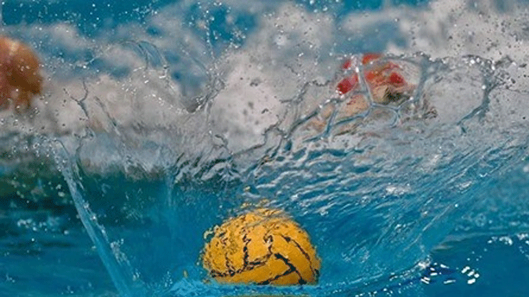 Πόλο: Η Βουλιαγμένη και πάλι στους τελικούς, 15-9 τον Απόλλωνα σε επεισοδιακό ματς