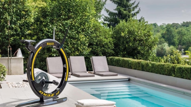 Φουτουριστικό ποδήλατο γυμναστικής σε σχήμα ελαστικού από την Pirelli και την Ciclotte