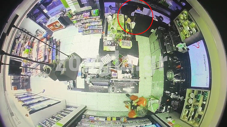 Βίντεο ντοκουμέντο από τον… γνωστό ληστή των Νοτίων Προαστίων