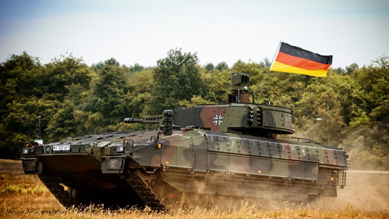 Η Γερμανία σχεδιάζει την αγορά 50 αρμάτων Puma