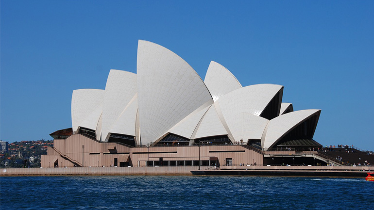 Το κτήριο της Όπερας του Σίδνεϊ δεν θα φωταγωγηθεί για τη στέψη του βασιλιά Καρόλου Γ’
