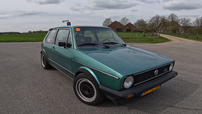 «Πειραγμένο» Golf GTI 1ης γενιάς με 400 άλογα, τελικιάζει στην Autobahn