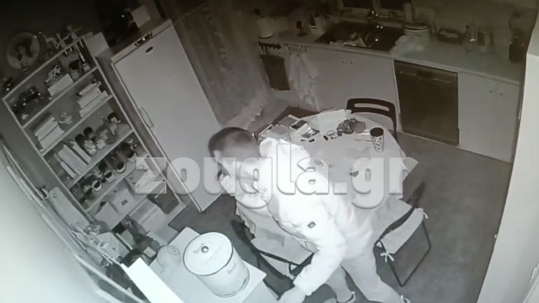 Βίντεο ντοκουμέντο από διάρρηξη σε οικία στο Χαλάνδρι – Εξιχνιάστηκαν 20 περιπτώσεις κλοπών