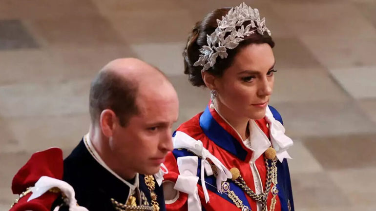 Στέψη Βασιλιά Καρόλου: Ο πρίγκιπας της Ουαλίας William και η σύζυγός του, Kate Middleton στο Αββαείο