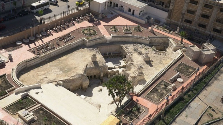 «Είναι οι πρώτες γενιές μεταναστών Ελλήνων που έχτισαν την Αλεξάνδρεια», λέει ο Δρ Κ. Σαββόπουλος για τους «ενοίκους» της Νεκρόπολης Σάτμπυ