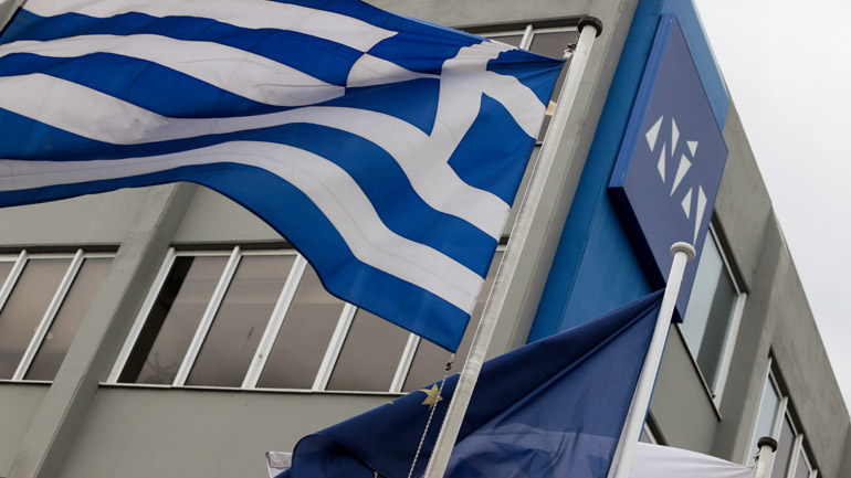 ΝΔ: Μετά τις «Δήμητρες» του Βαρουφάκη ήρθαν «τα τοπικά νομίσματα» του Τσακαλώτου