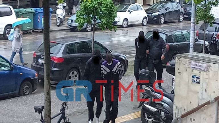 Θεσσαλονίκη: Ποινική δίωξη για πλημμελήματα στους δύο νεαρούς παρκουρίστες