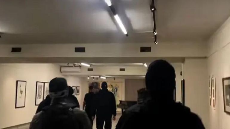 Ταυτοποιήθηκαν τέσσερις από το χρυσαυγίτικο ντου σε έκθεση στην Καλαμαριά