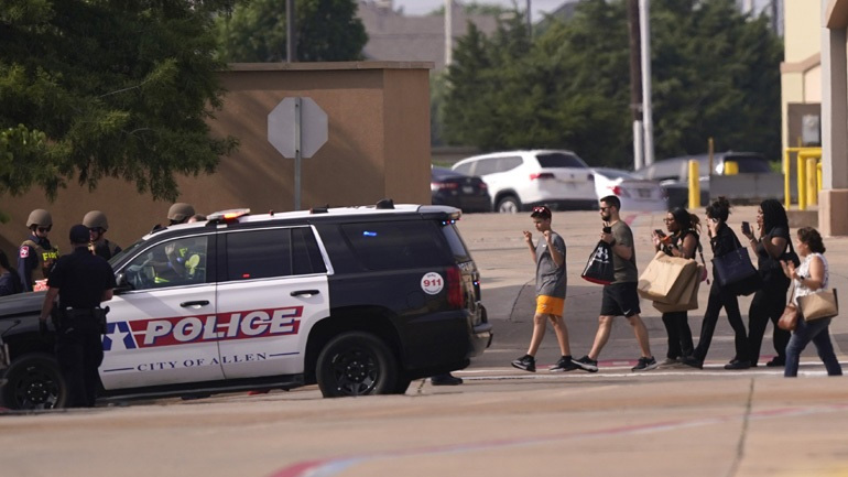 Ο ένοπλος που σκόρπισε τον θάνατο σε εμπορικό κέντρο του Τέξας είχε εκφράσει «νεοναζιστική ιδεολογία»