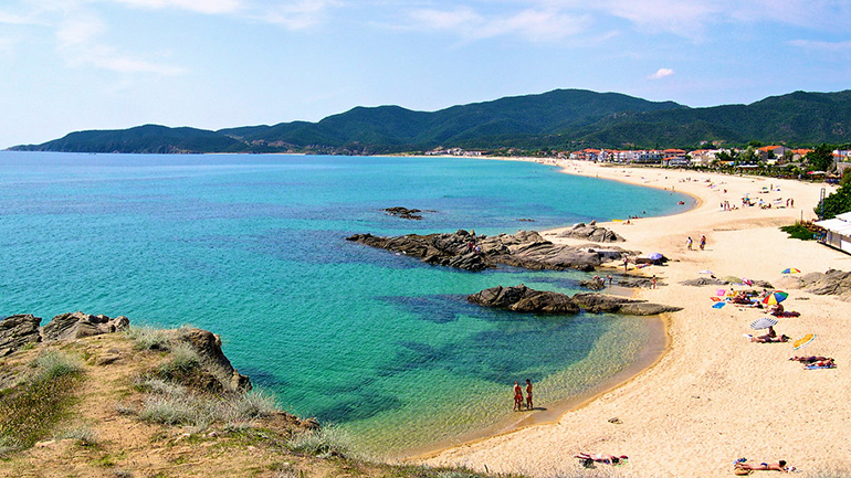 Δεύτερη η Ελλάδα παγκοσμίως με περισσότερες από 600 βραβευμένες ακτές Δεύτερη η Ελλάδα παγκοσμίως με περισσότερες από 600 βραβευμένες ακτές