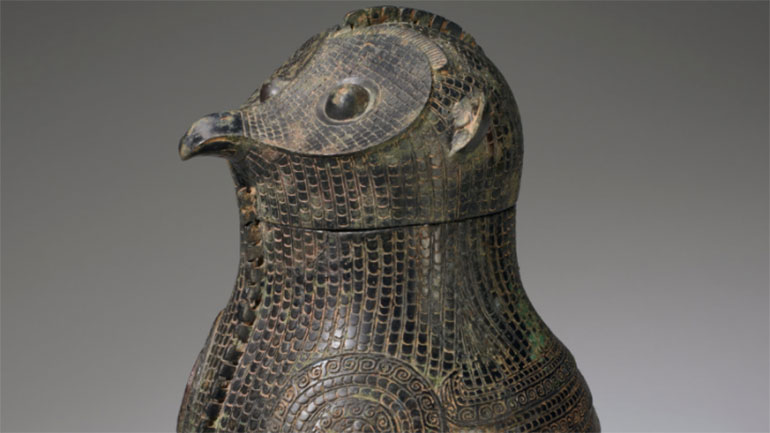 Επισκέπτης Μουσείου προκάλεσε ζημιά σε αρχαίο δοχείο σε σχήμα κουκουβάγιας