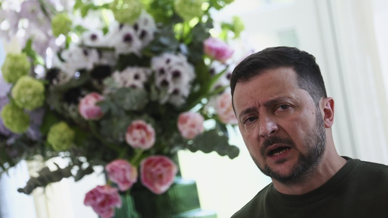 Ζελένσκι: «Χρειαζόμαστε περισσότερο χρόνο για την αντεπίθεση»