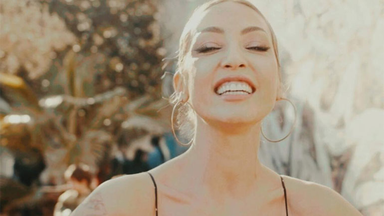 «Χώρισα Χθες»: Ένα νέο τραγούδι από τη Βανέσα Αδαμοπούλου