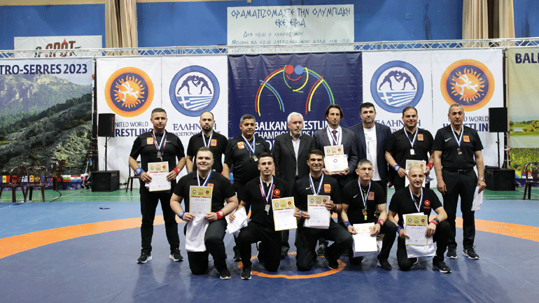 Πάλη: Τα εγκωμιαστικά σχόλια για την Ελλάδα συνεχίζονται