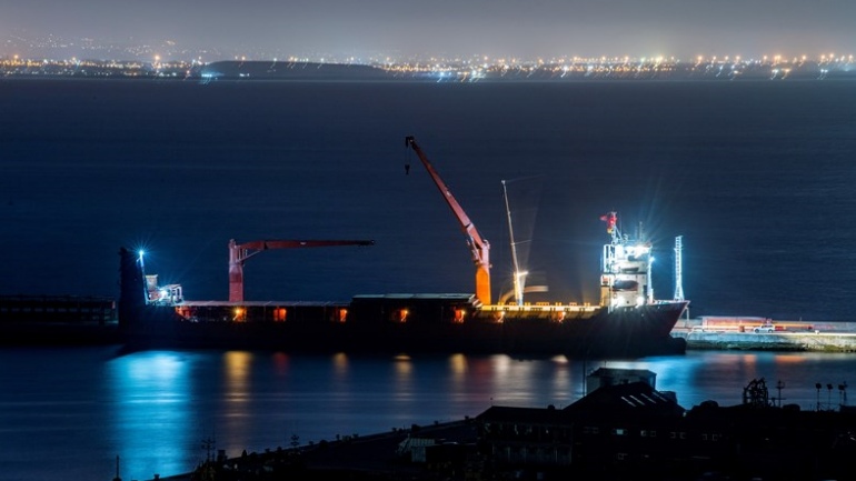 Η Νότια Αφρική απαντά στις κατηγορίες των ΗΠΑ για μεταφορά όπλων στη Ρωσία