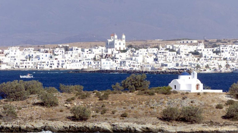 Αύξηση της τουριστικής κίνησης στην Πάρο