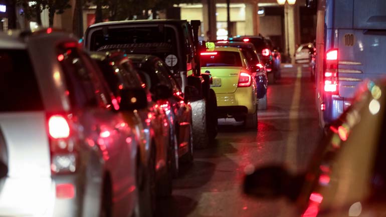 Κίνηση στους δρόμους: Μποτιλιάρισμα στον Κηφισό λόγω τροχαίου