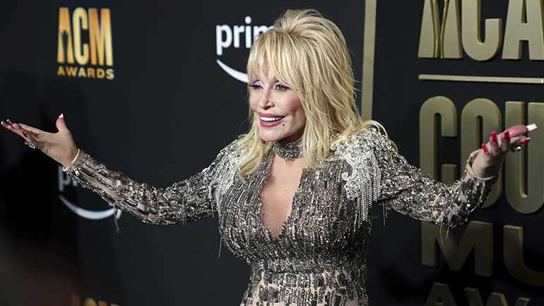 Η Ντόλι Πάρτον ερμήνευσε το πρώτο της ροκ τραγούδι